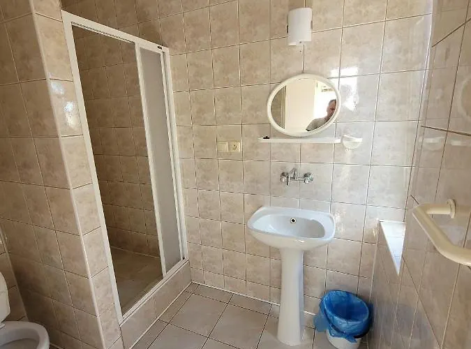 Westa Casa de hóspedes 3*